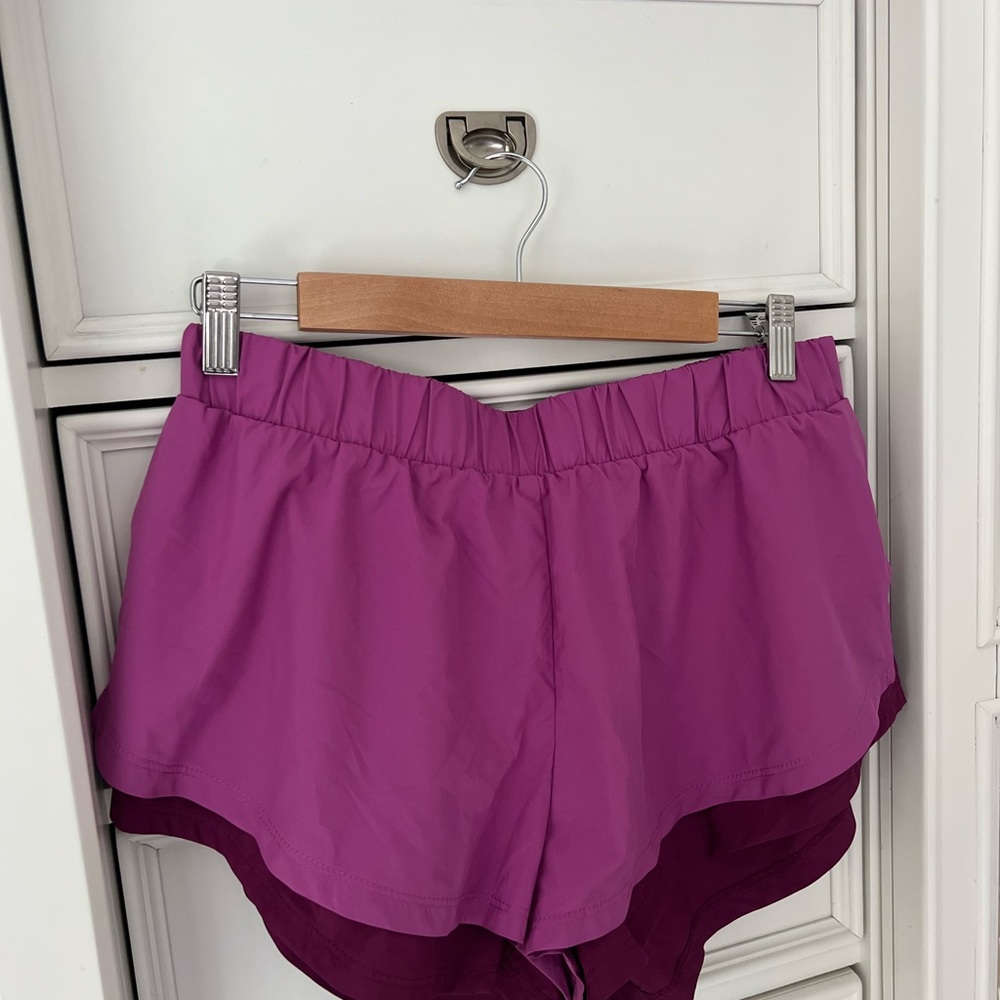 NWT FREE PEOPLE MOVEMENT RUN FOR IT SHORTS